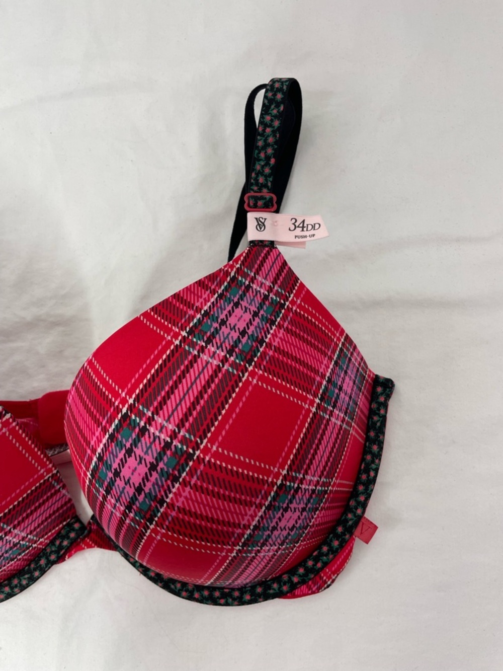 Victoria’s Secret Red Plaid Push-Up Bra 34DD | Tartan Holiday Lingerie Underwire - Picture 2 of 5